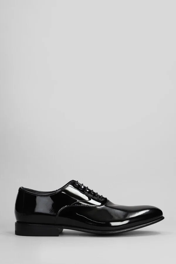 Lace Up Shoes In Black Patent Leather