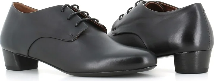 Lace-up W8305