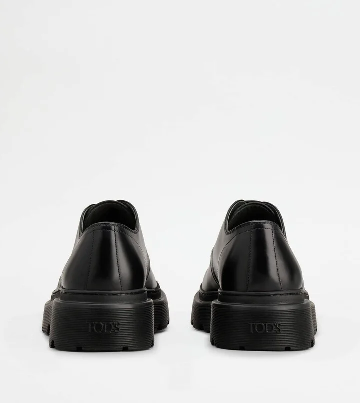 Lace-ups in Leather - Image 3