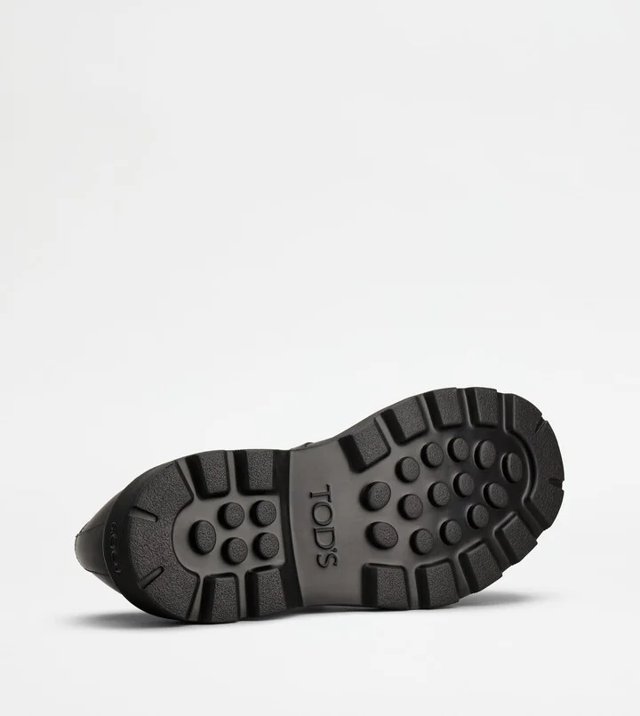 Lace-ups in Leather - Image 4