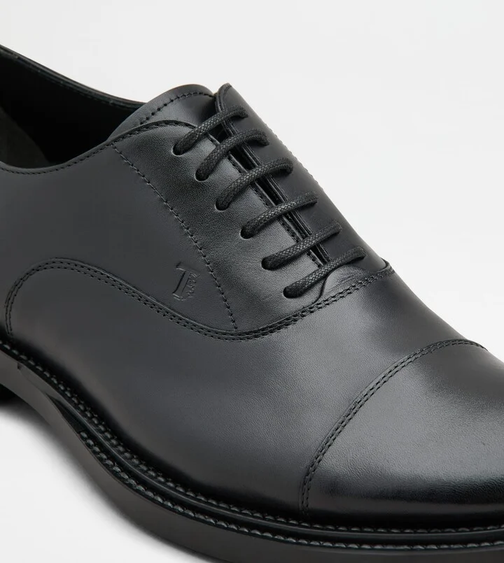 Lace-ups in Leather - Image 5