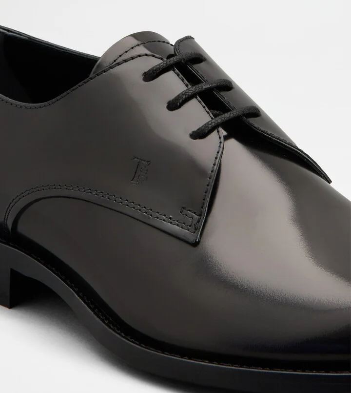Lace-ups in Leather - Image 5
