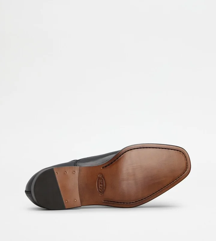 Lace-ups in Leather - Image 4