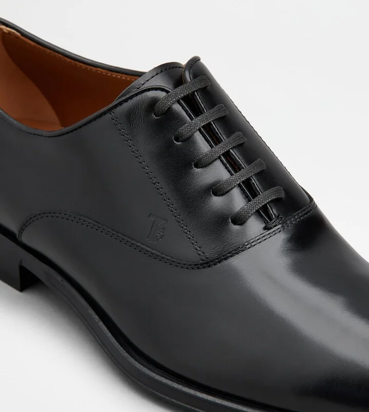 Lace-ups in Leather - Image 5
