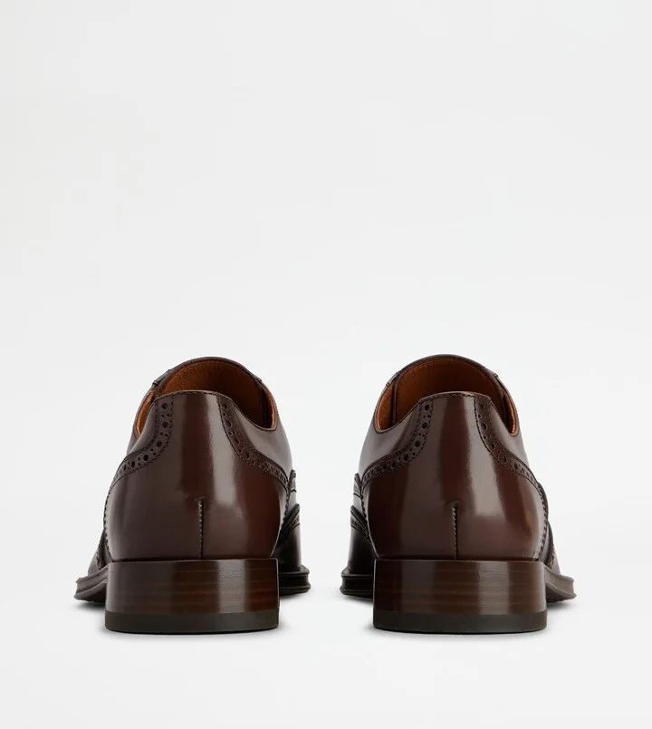 Lace-ups in Leather - Image 3