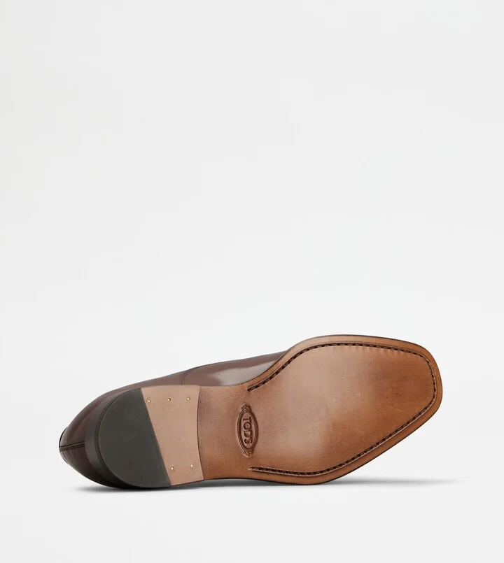 Lace-ups in Leather - Image 4