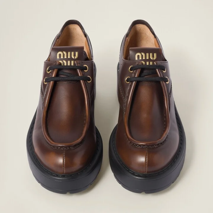 Laced fumé leather shoes - Image 4