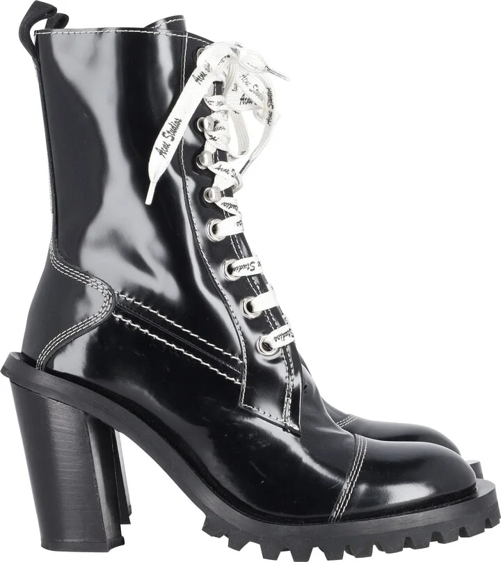 Laced-Up Combat Boots in Black Patent Leather