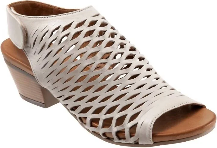 Lacey Sandal In Tusk