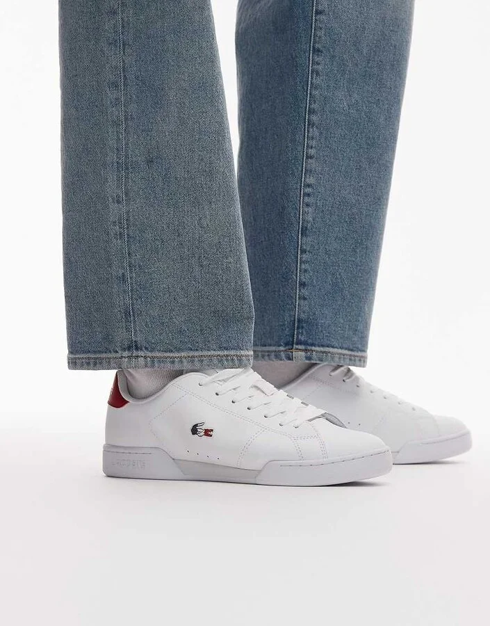 Lacoste carnaby cup sneakers in white