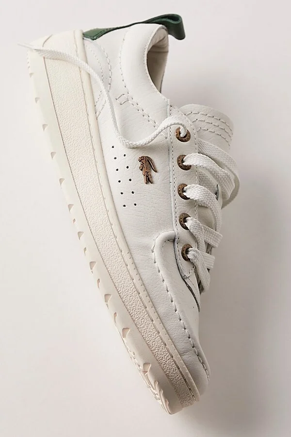 Off White/dark Green
