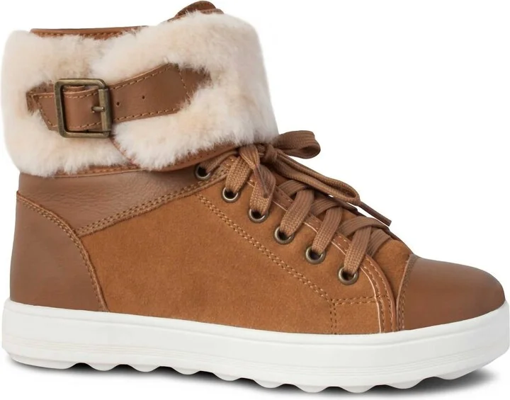 Ladies Champ Sheepskin Trimmed Boot In Brown