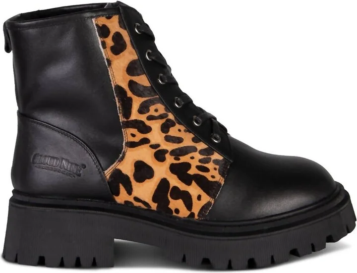 Ladies Lori Boot In Black