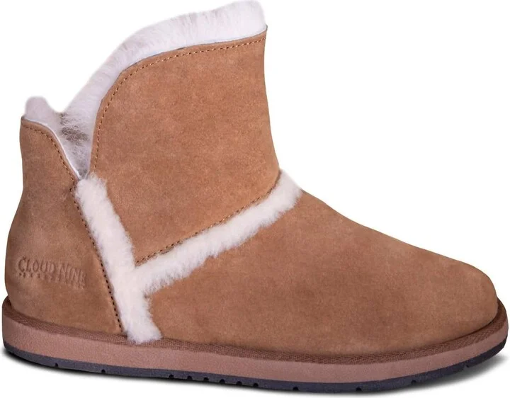 Ladies Mia Sheepskin Boot In Chestnut