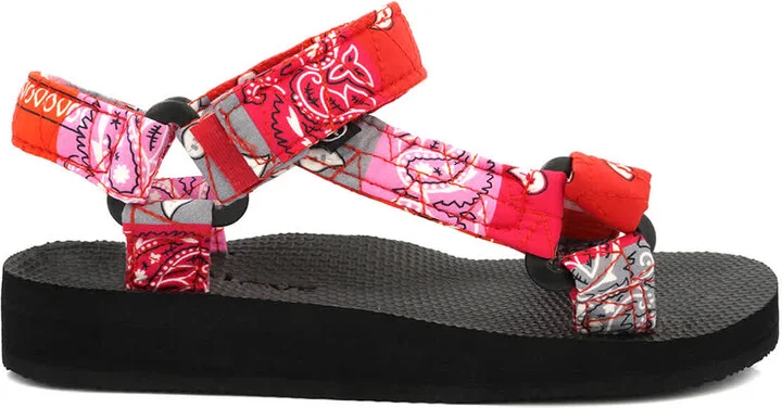 Ladies Multicolor Trekky Quilt Sandals