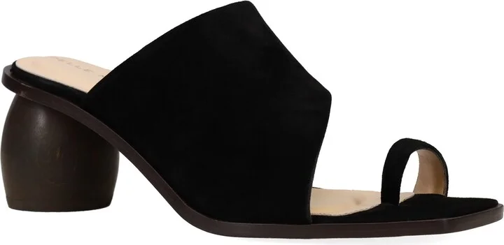 Lahni Slide Sandal