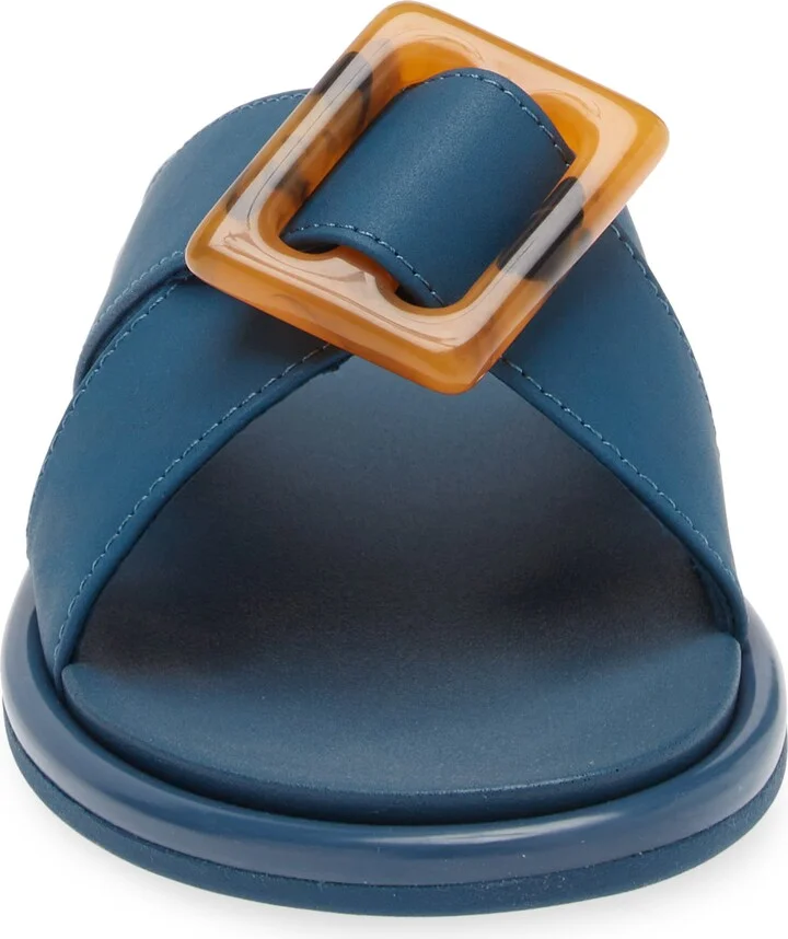 La'i Slide Sandal - Image 10