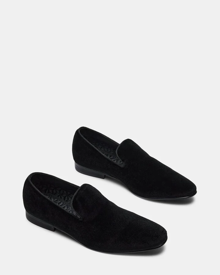 Laight Black Velvet - Image 2