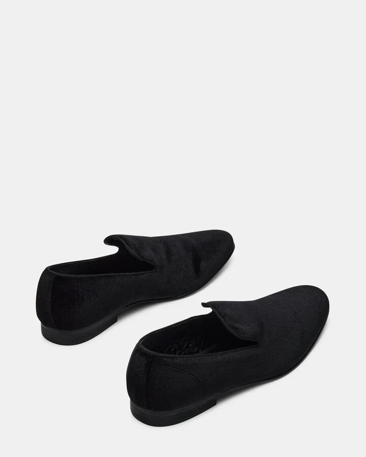 Laight Black Velvet - Image 4