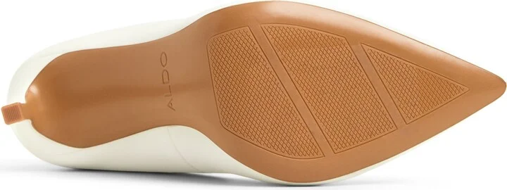 Lala Pointed Toe Pump - Image 5