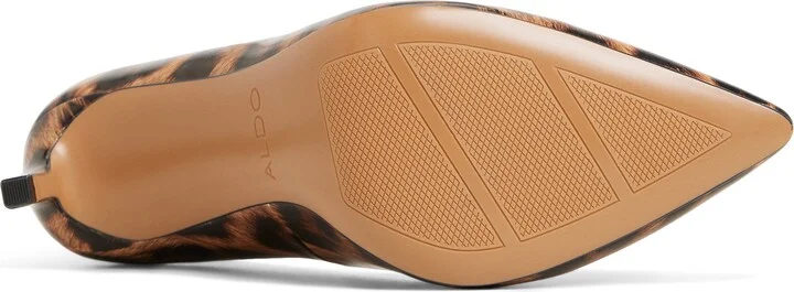 Lala Pointed Toe Pump - Image 6