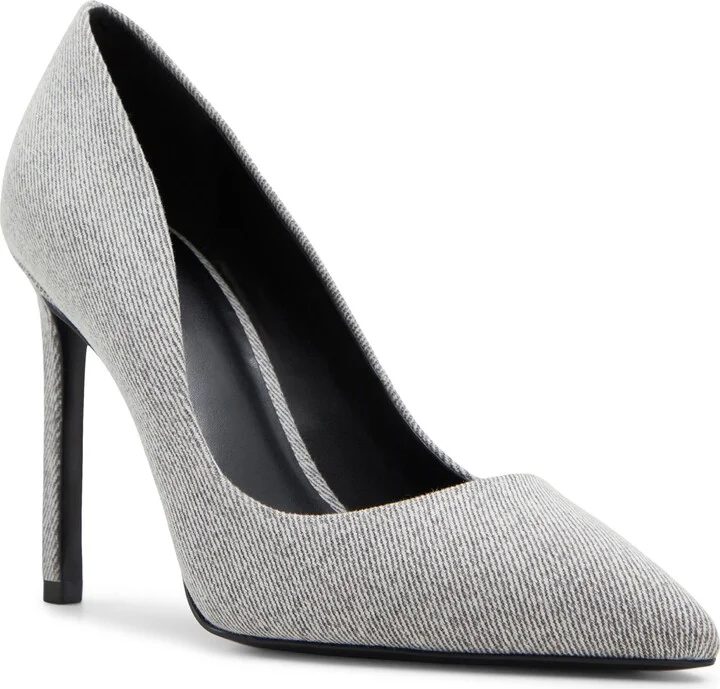 Lala Pointed Toe Pump