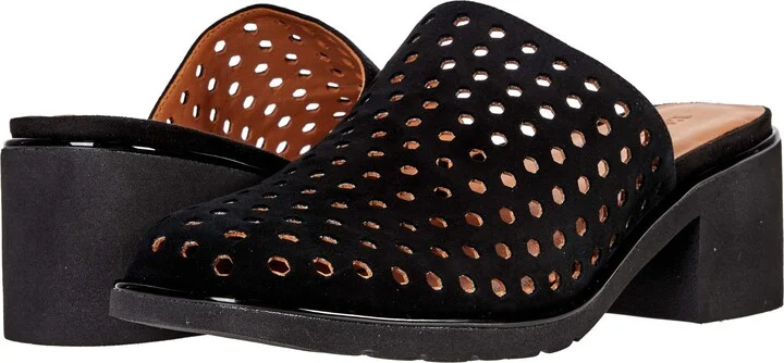 L'Amour Des Pieds Women's Pumps