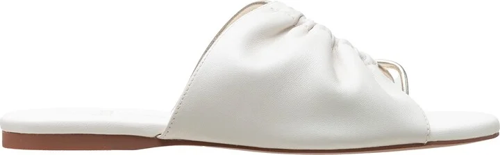 Lane Toe Loop Sandal - Image 11