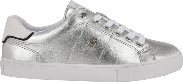Lanzey Low Top Sneaker - Image 9