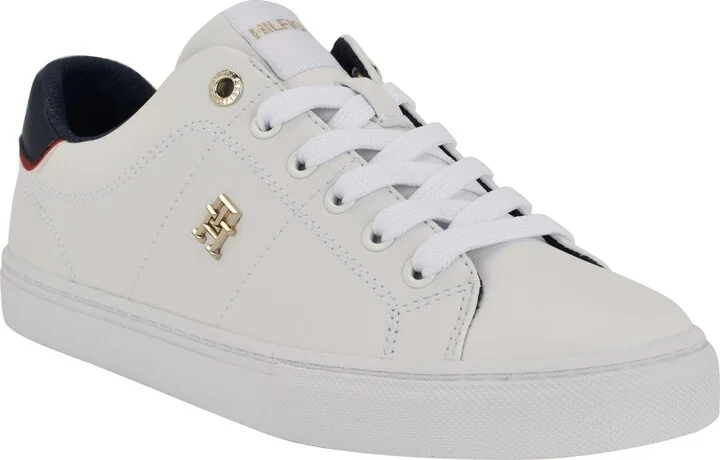 Lanzey Low Top Sneaker