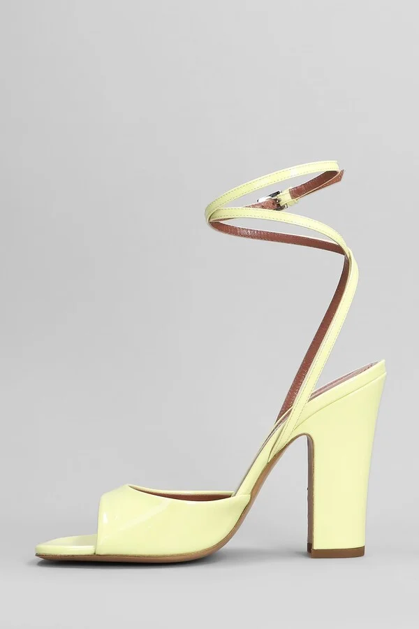 Lara Sandal 100 Sandals In Yellow Patent Leather - Image 3