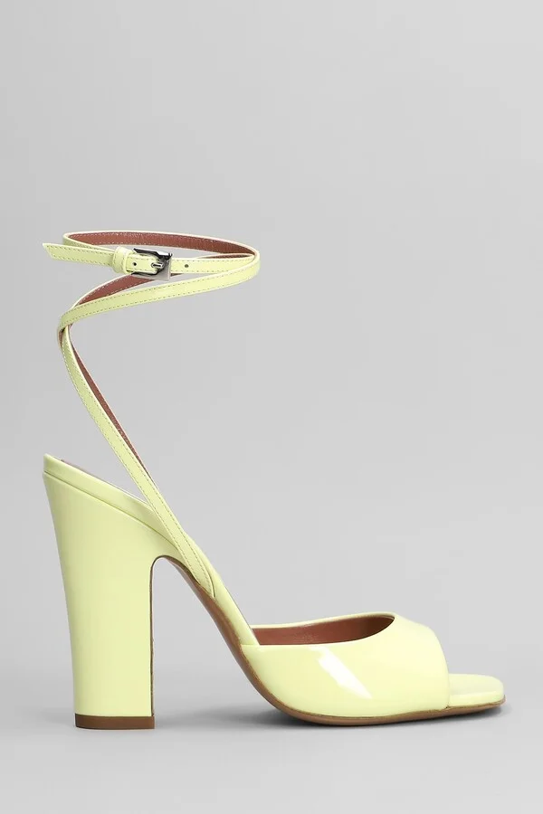 Lara Sandal 100 Sandals In Yellow Patent Leather