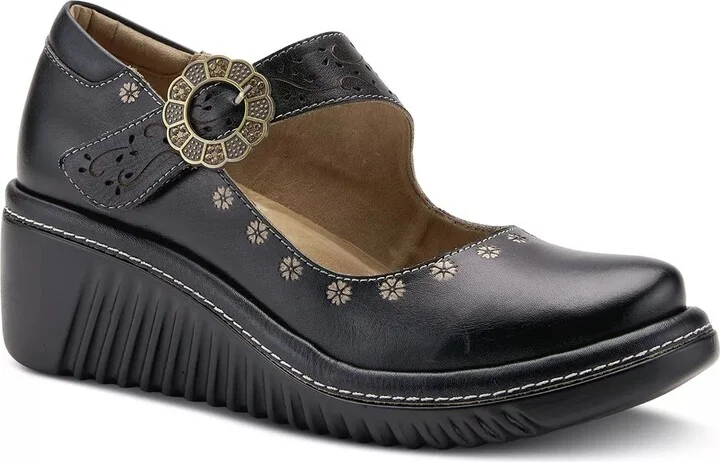 L'Artiste Footlight Mary Jane Pump