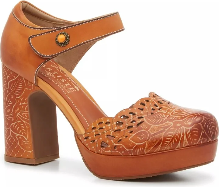 Camel Brown