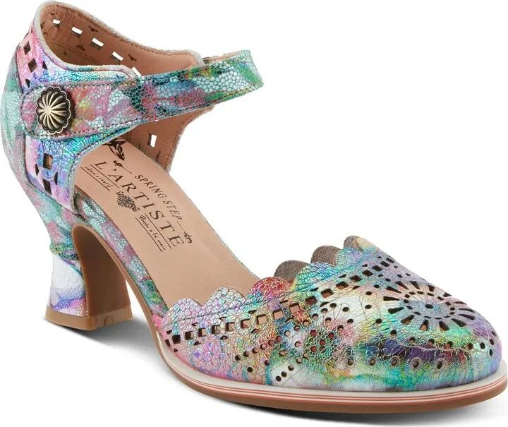 L'Artiste Valles Pump