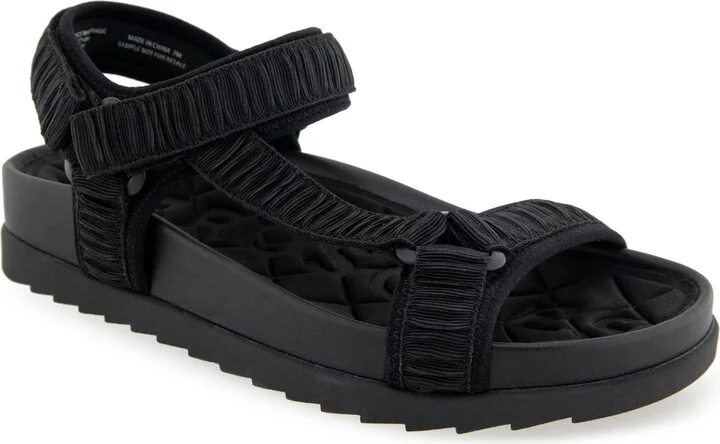 Latoya Flatform Slide Sandal