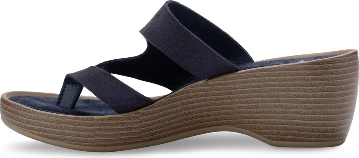 Laurel Wedge Sandal - Image 9
