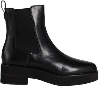 Lauren Ralph Lauren Woman Ankle boots