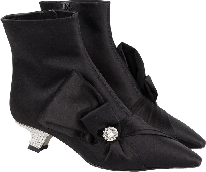 Lavalliere Strass Heel Satin Bootie