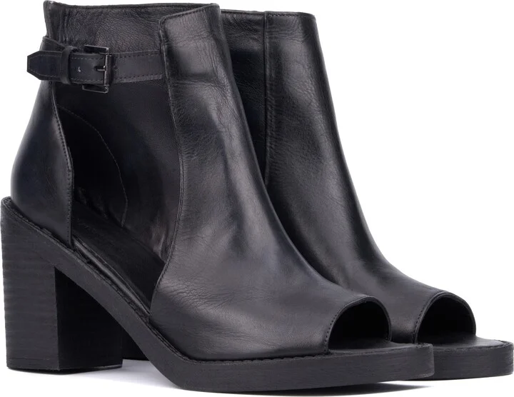 Laverne Block Heel Sandal - Image 8