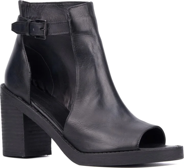 Laverne Block Heel Sandal