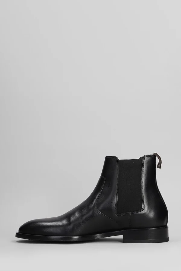 Lawson Ankle Boots In Black Leather - Image 3
