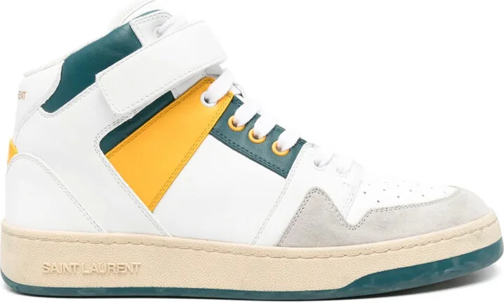 Lax sneakers