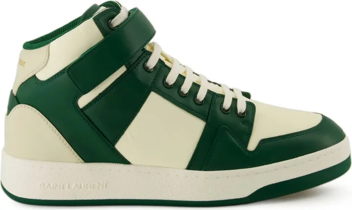 Lax sneakers