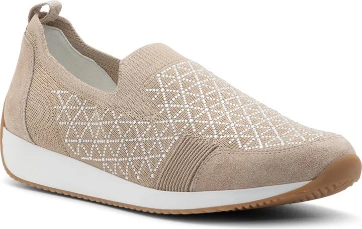 Layton 3 Slip-On Shoe