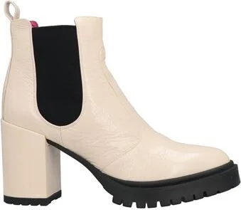 Le Babe Woman Ankle boots