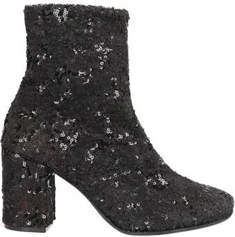 Le Babe Woman Ankle boots