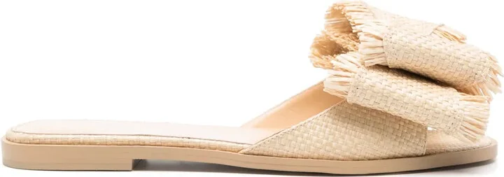 Le Cadeau slides