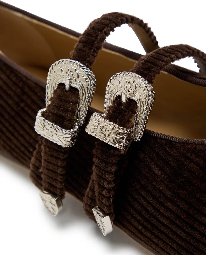 LE Monde Beryl Claudia Satin Ballet Flats - Image 4