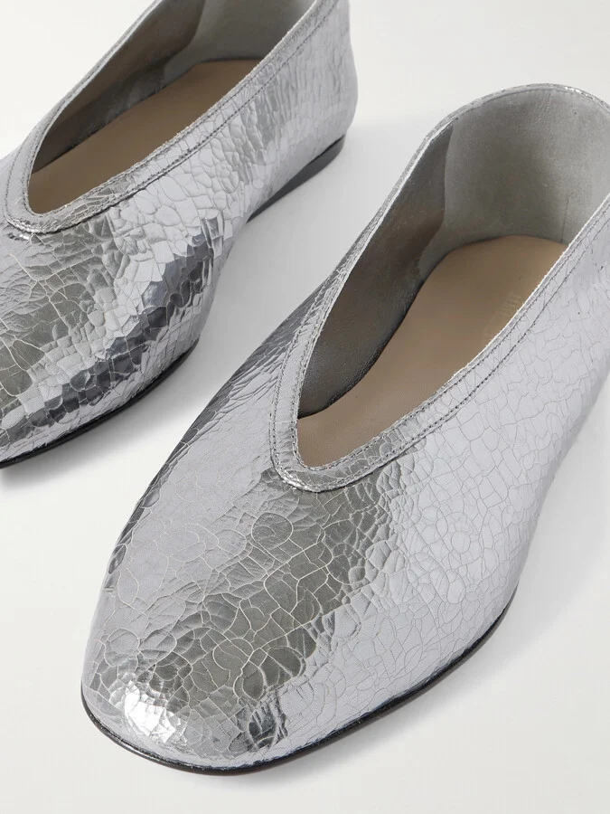 Le Monde Béryl - Luna Metallic Crinkled-leather Ballet Flats - Silver - Image 4